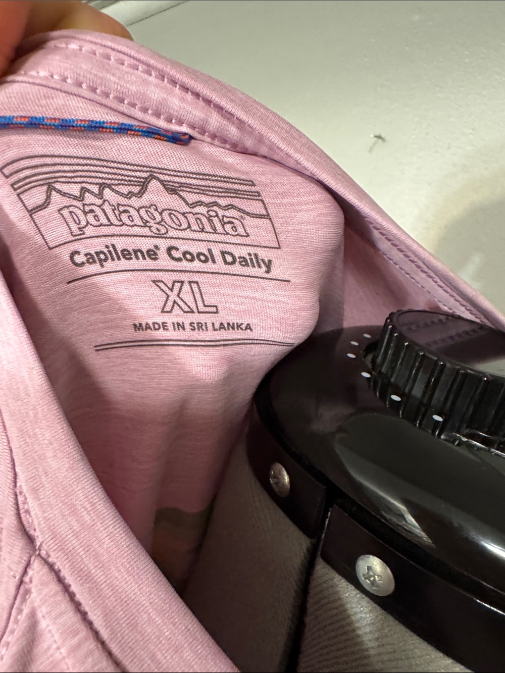 Patagonia women  Pink Crew Neck T-Shirt - Picture 5 of 5